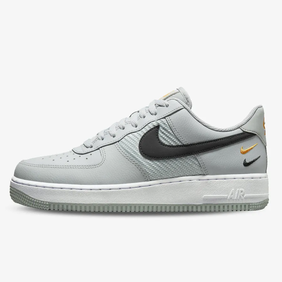 <center><b>NIKE NIKE AIR FORCE 1 '07 JD</center></b>
