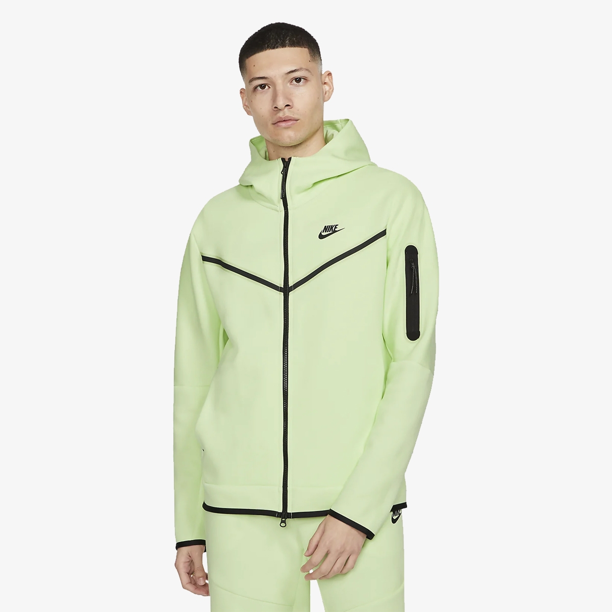 Nike tech sales fleece buzz