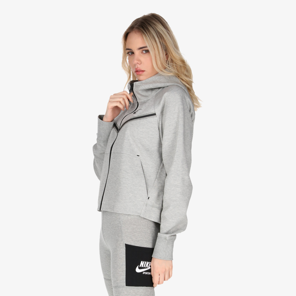 NIKE Dukserica Sportswear Tech Windrunner 