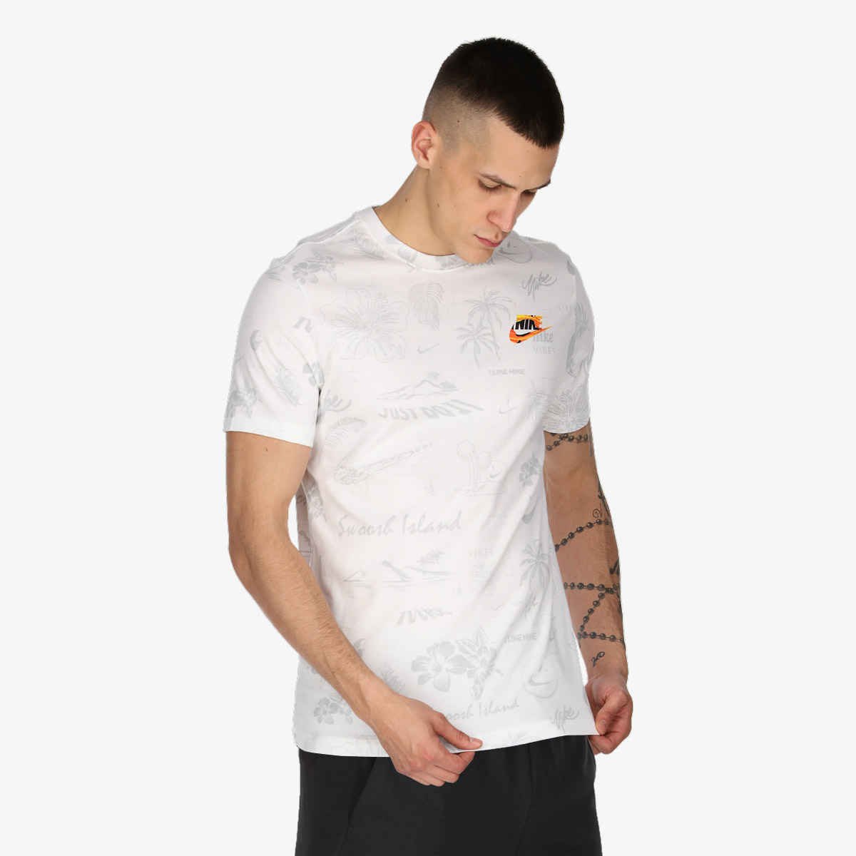 nike crew shirt