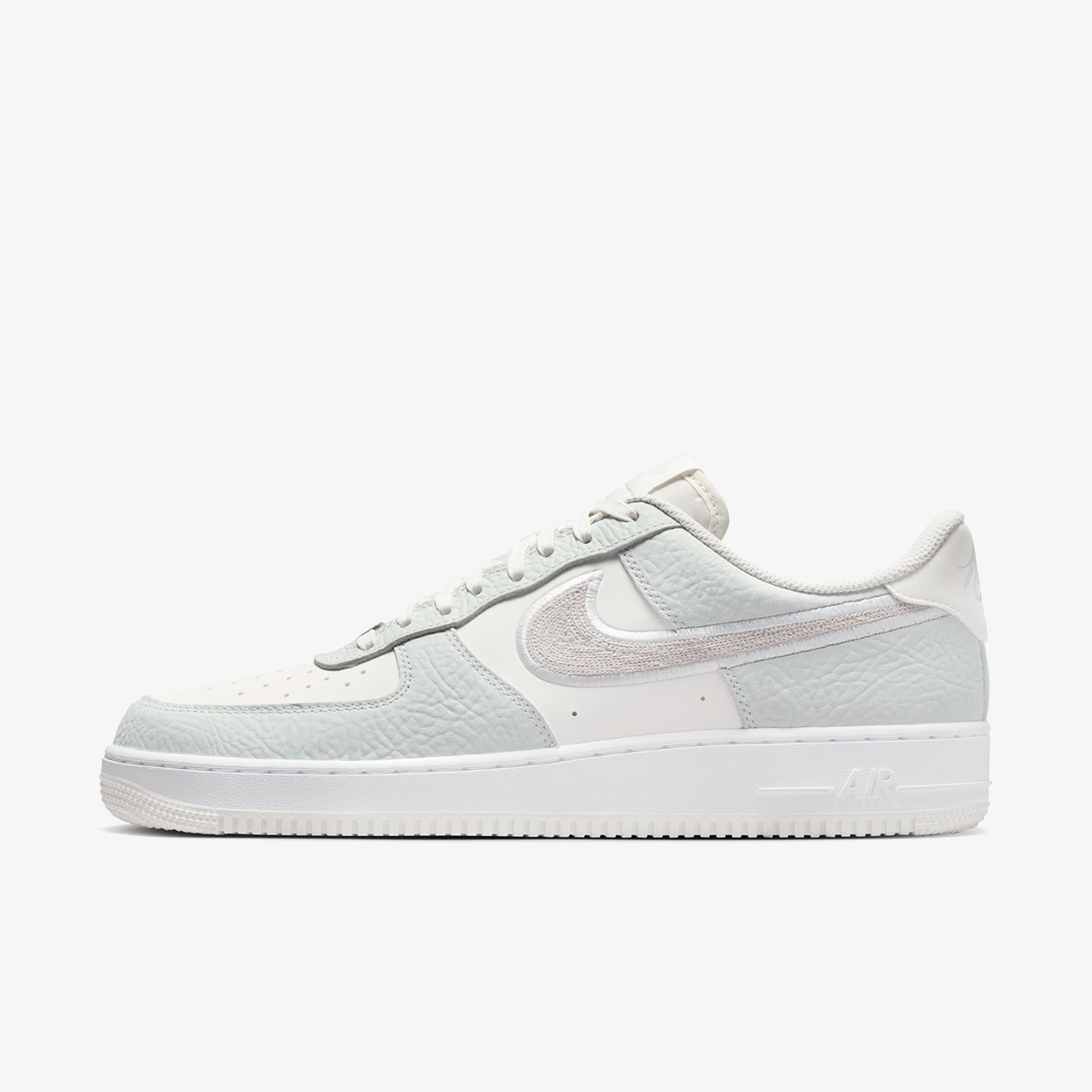 NIKE PATIKE AIR FORCE 1 07 LV8 ESSENTIAL+ ZA MUŠKARCE
