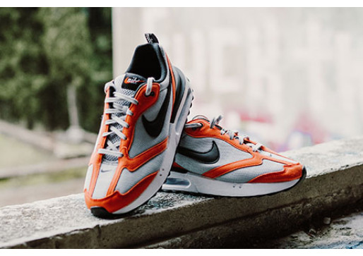 Nike Air Max Dawn: Orange is the new black