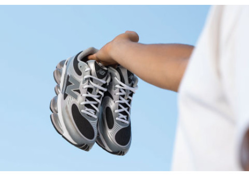 New Balance 2000: Style That Moves With You