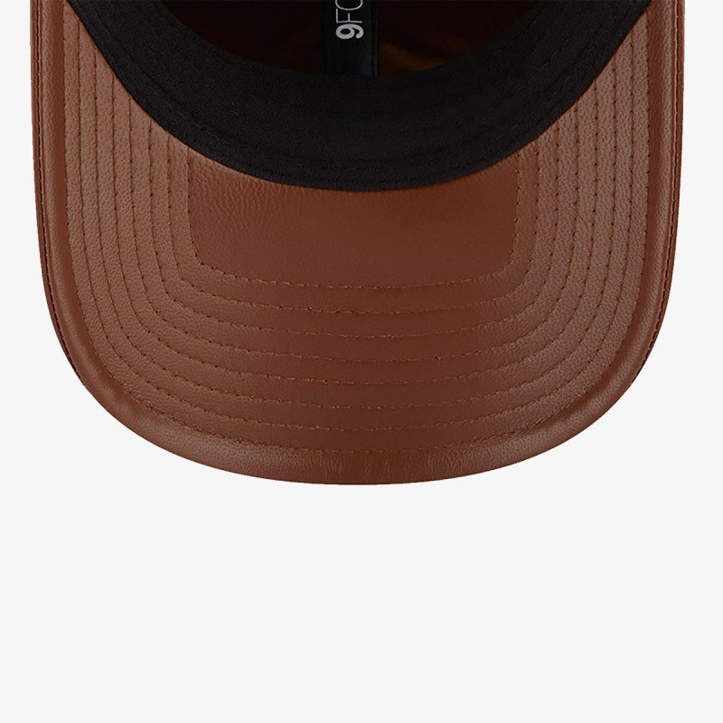 NEW ERA Kačket MLB LEATHER 9FORTY NEYYAN  BRSWHI 