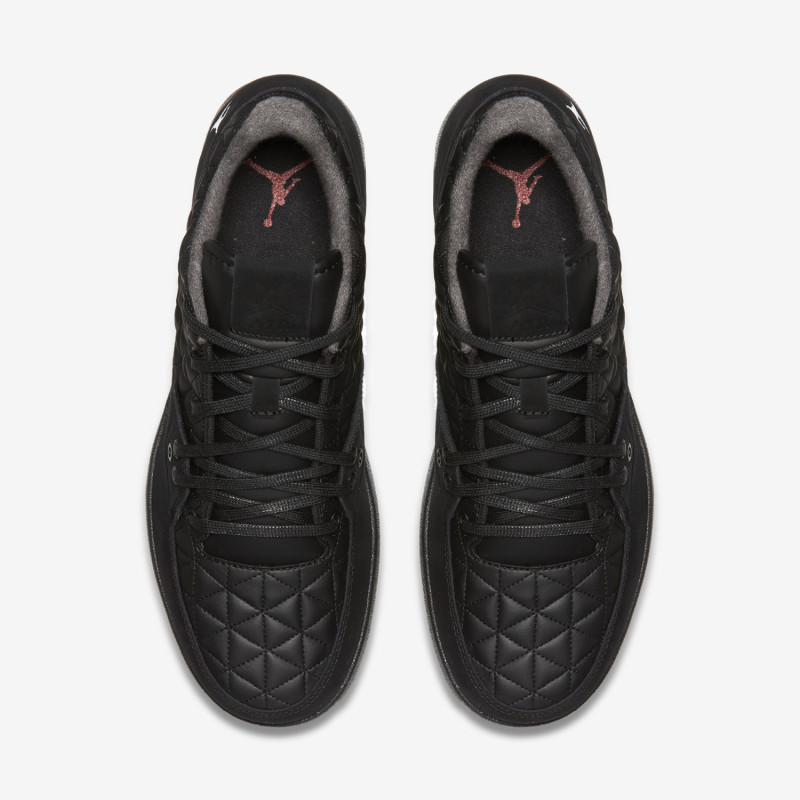 NIKE Patike JORDAN CLUTCH 