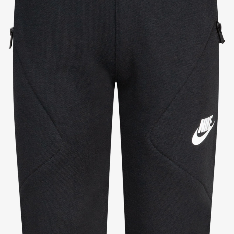 NIKE Donji deo trenerke THRILL 