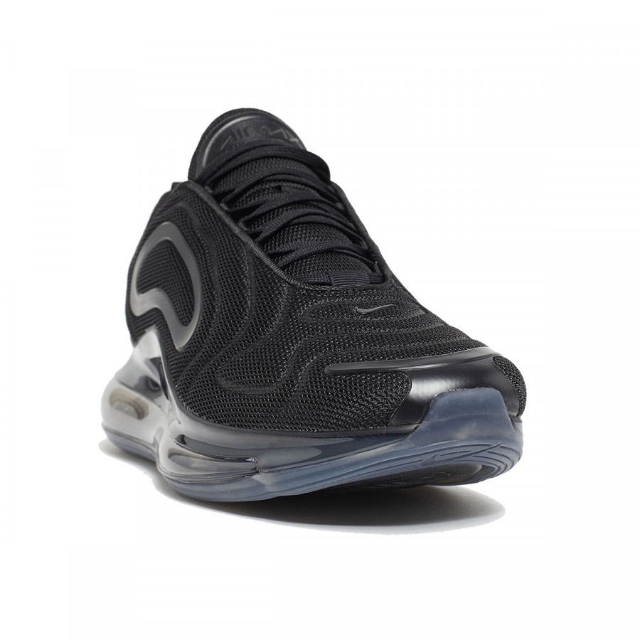 Nike store 720 buzz