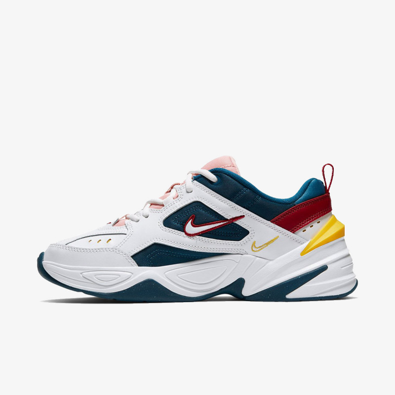 buzz nike tekno