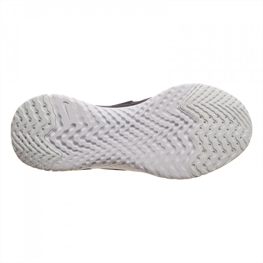 w nike rise react flyknit