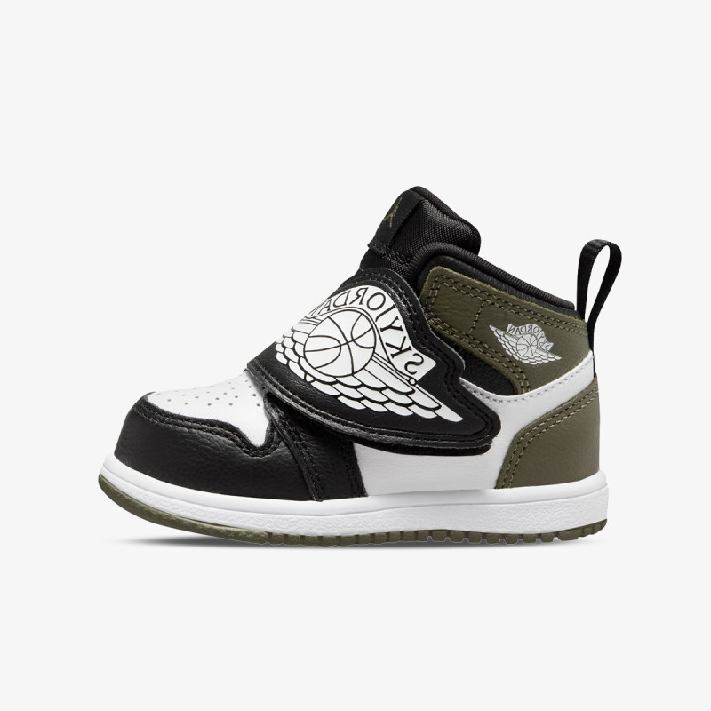 NIKE Patike Sky Jordan 1 