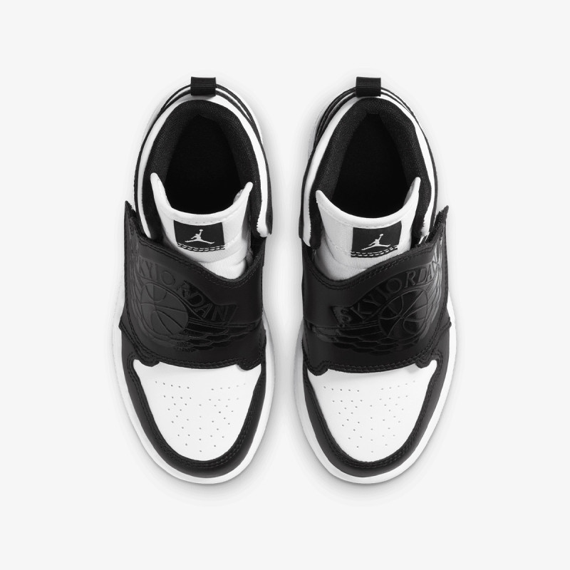 NIKE Patike SKY JORDAN 1 