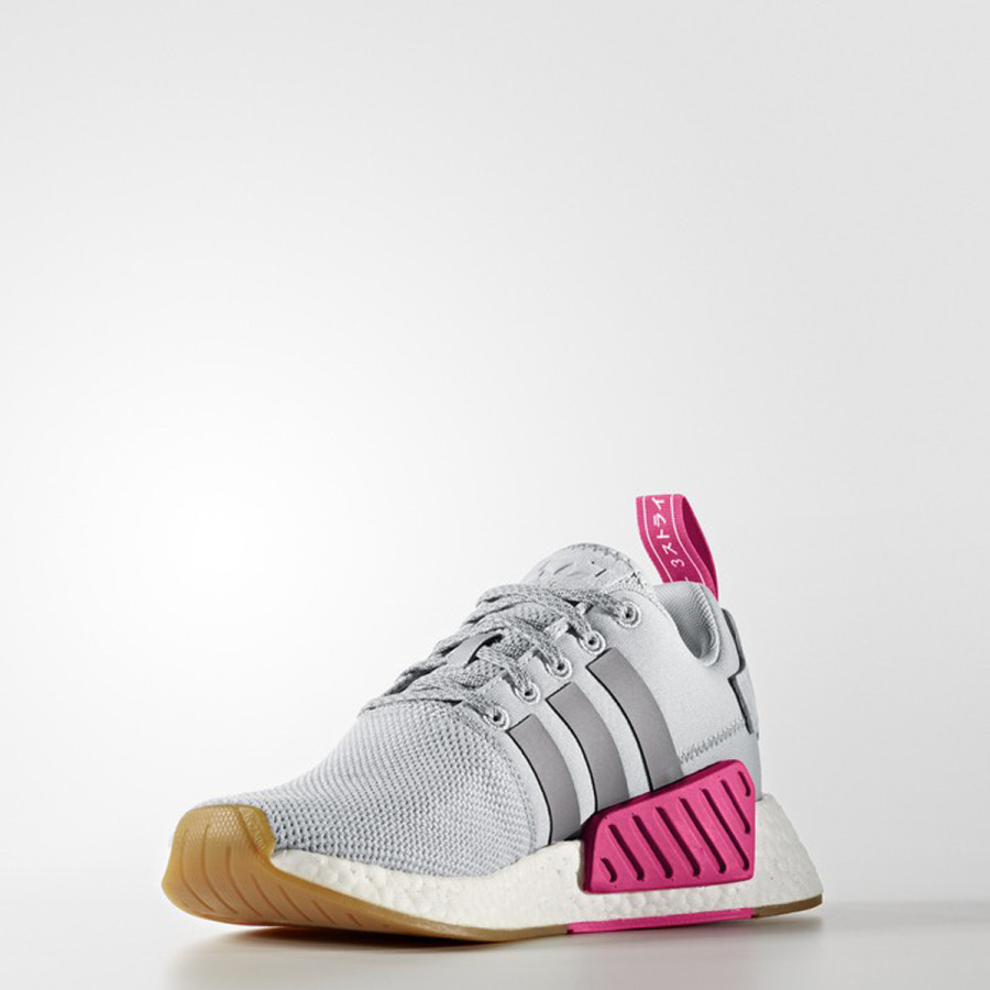 nmd_r2 w