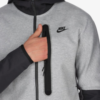 NIKE Dukserica Sportswear Tech Fleece 