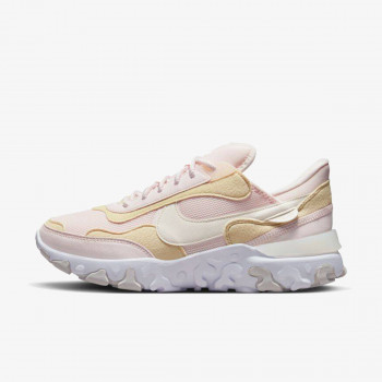 W NIKE REACT R3VISION