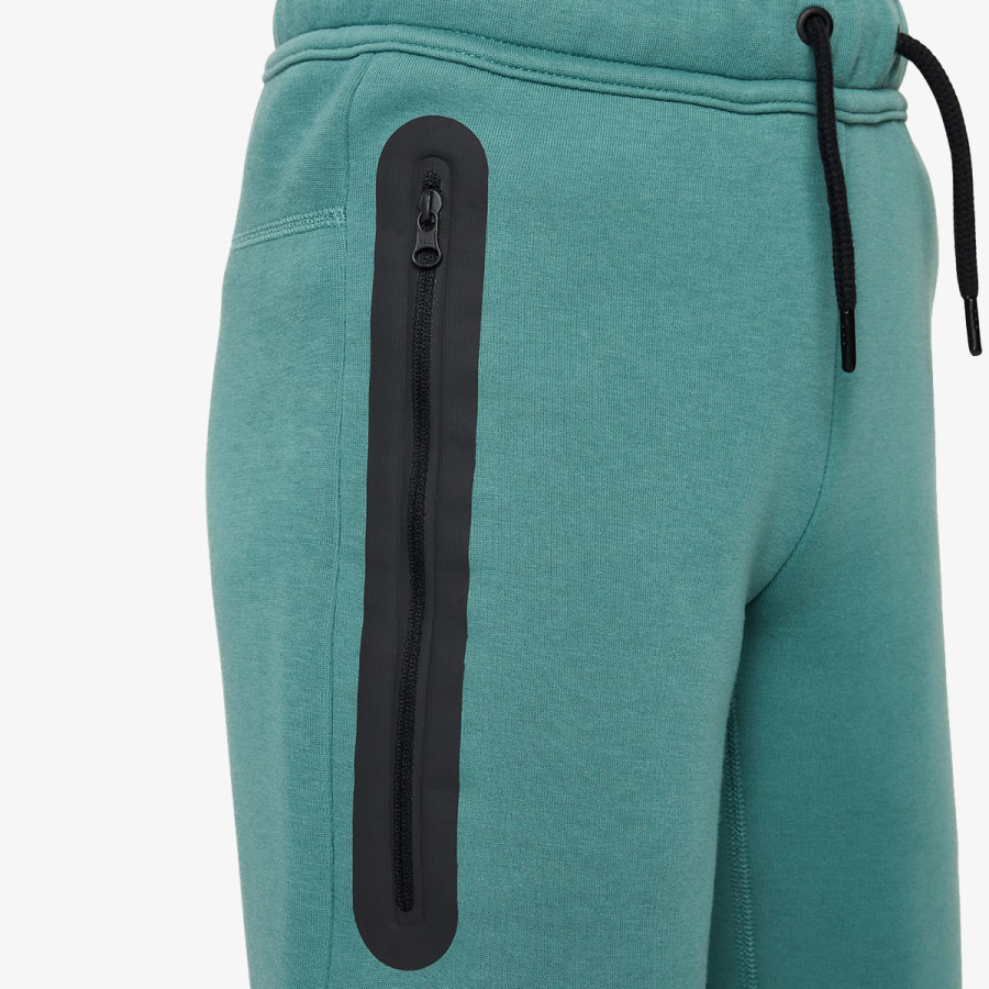 NIKE Šorc Tech 