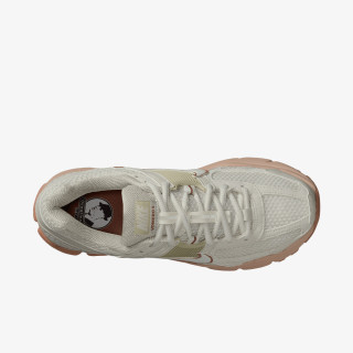 NIKE Patike Zoom Vomero 5 