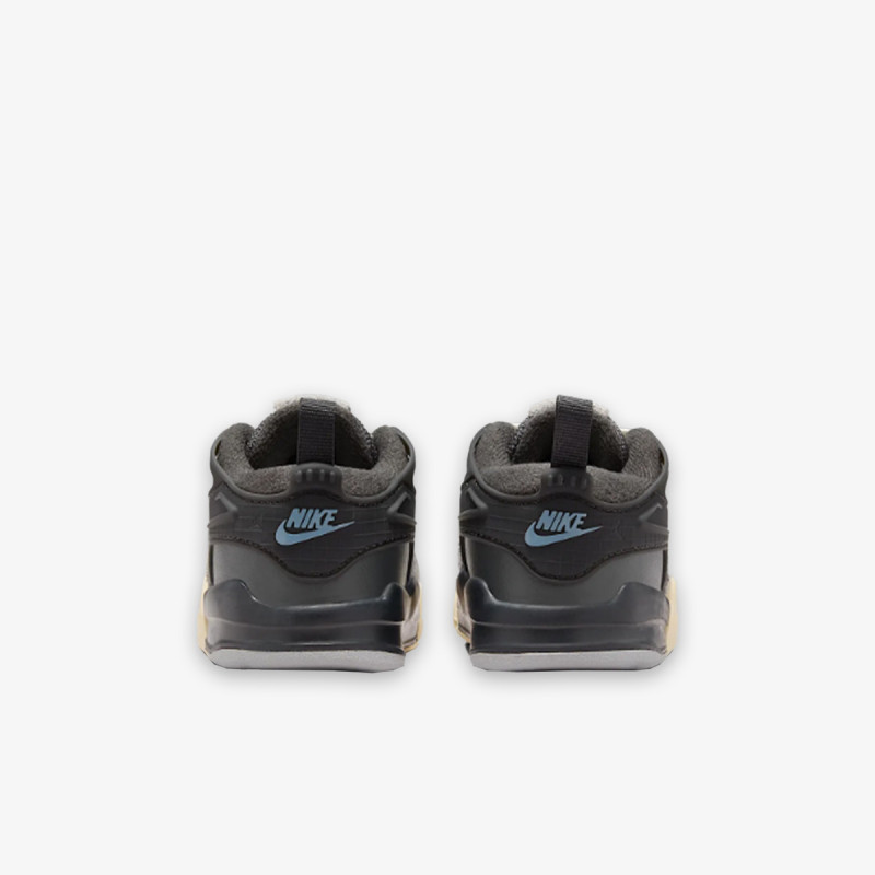 NIKE Patike Air Jordan 4 RM 