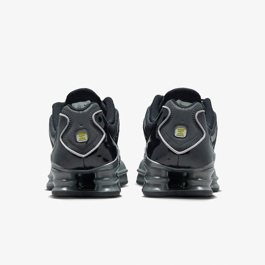 nike shox buzz