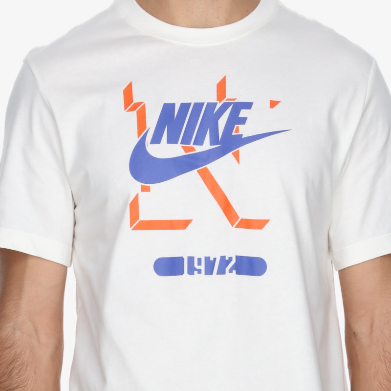 NIKE Majica Futura 