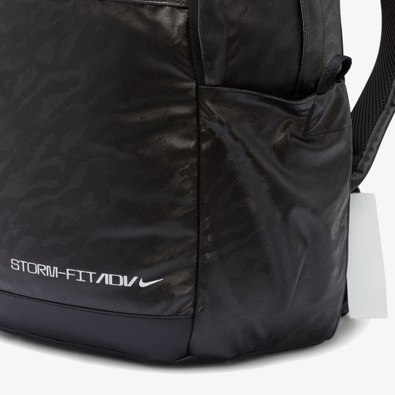NIKE Ranac Elemental Pro 
