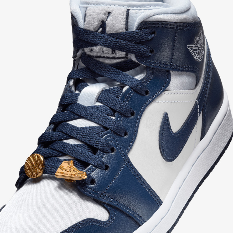 JORDAN Patike WMNS AIR JORDAN 1 MID SE 
