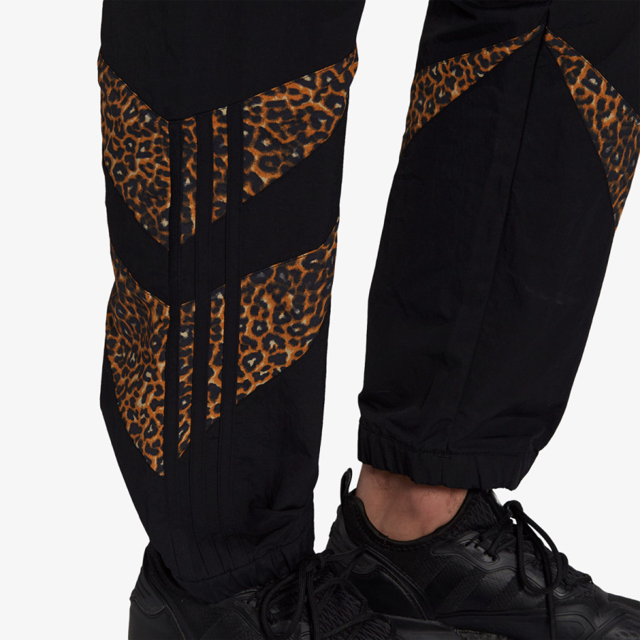 adidas Donji deo trenerke SPRT ANIMAL PRINT SHARK WOVEN TRACK PANTS 