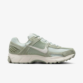 NIKE Patike Vomero 5 