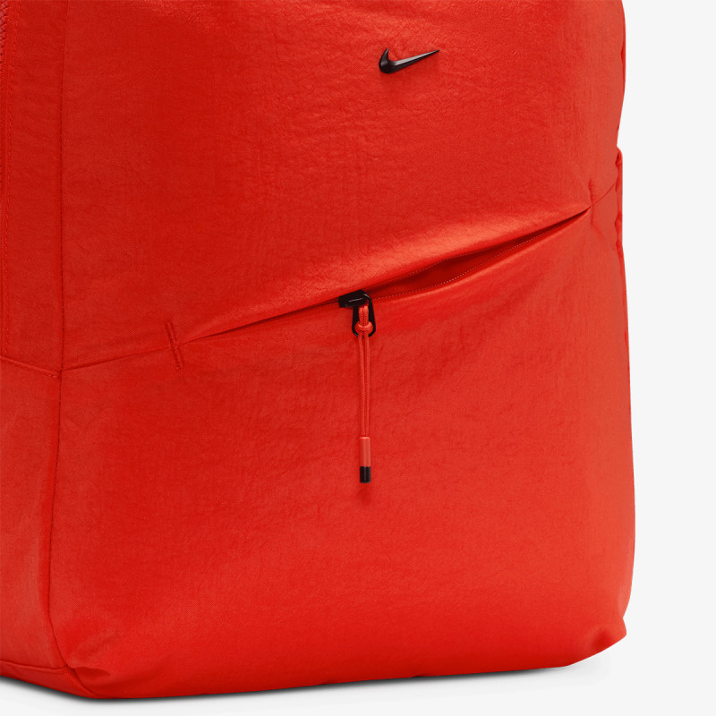 NIKE Ranac Aura 