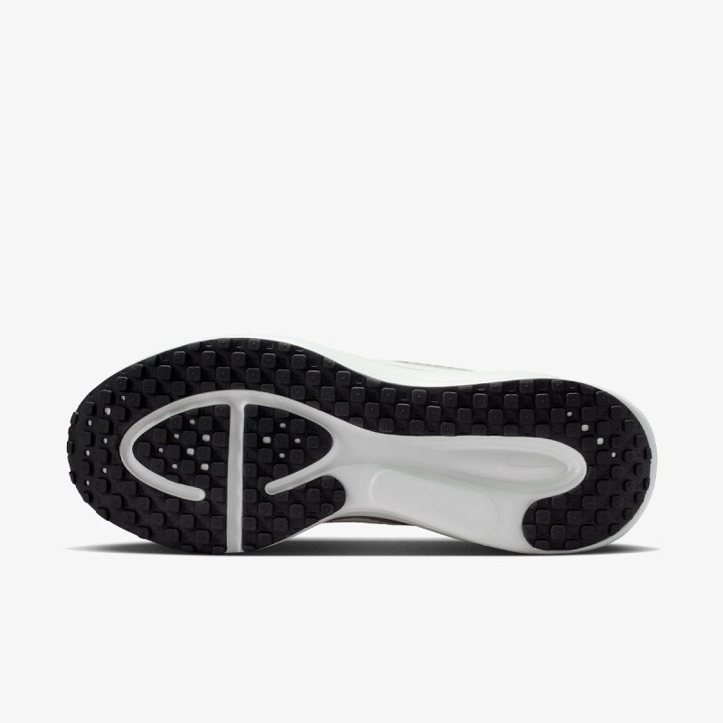 NIKE Patike Revolution 8 