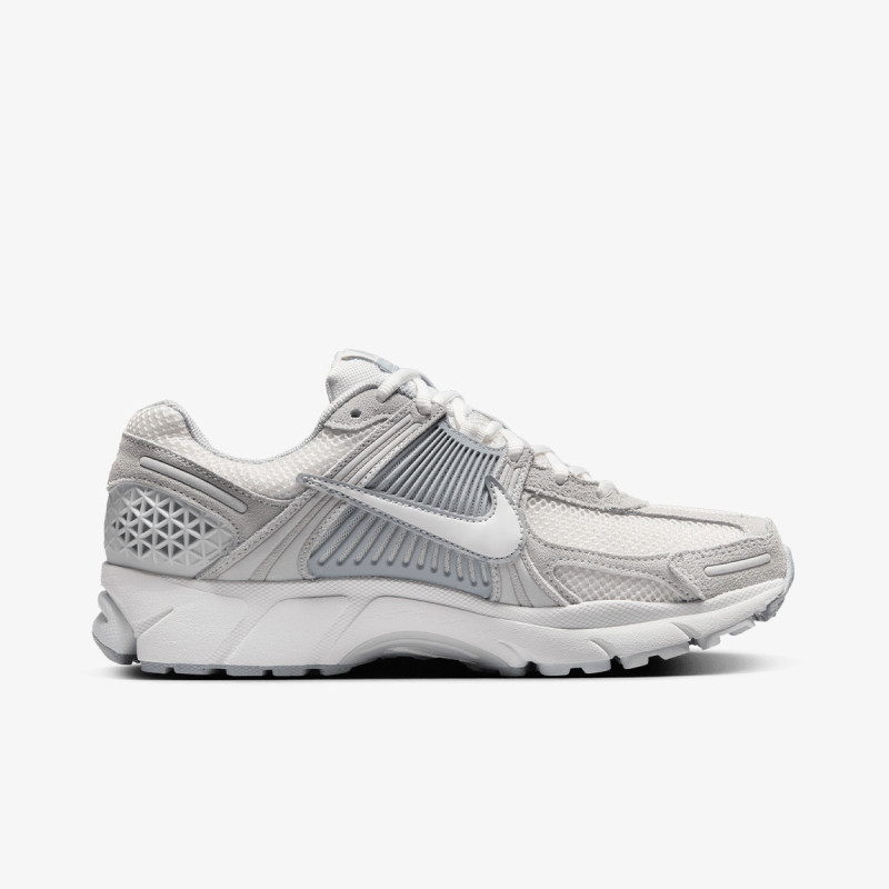 NIKE Patike Nike Zoom Vomero 5 