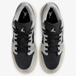 NIKE Patike AIR JORDAN 1 LOW SE BG 