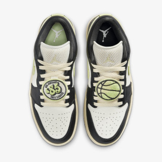NIKE Patike WMNS AIR JORDAN 1 LOW SE V2 