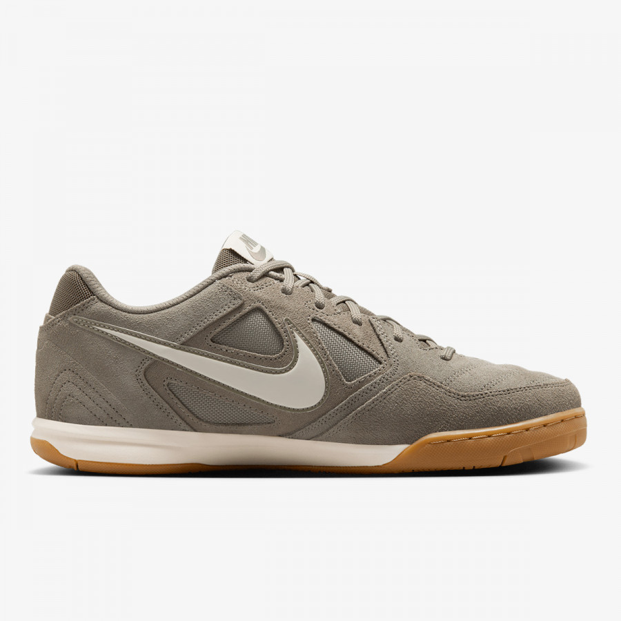 NIKE Patike Gato 