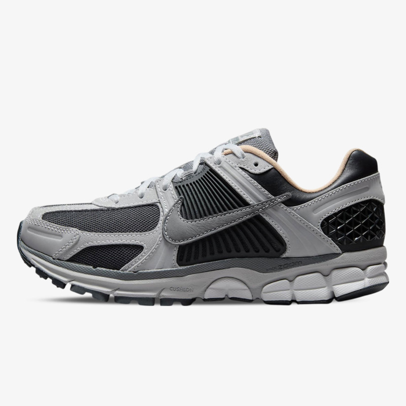 NIKE Patike NIKE ZOOM VOMERO 5 CN 