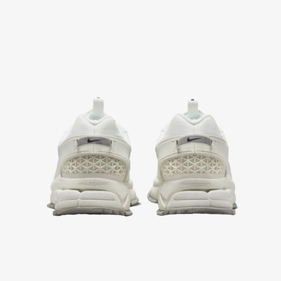 NIKE Patike W NIKE ZOOM VOMERO ROAM 