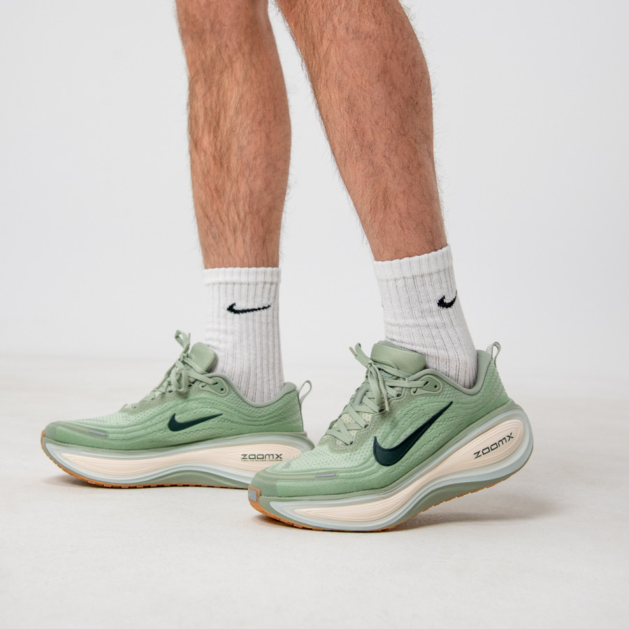 NIKE Patike NIKE VOMERO PLUS 