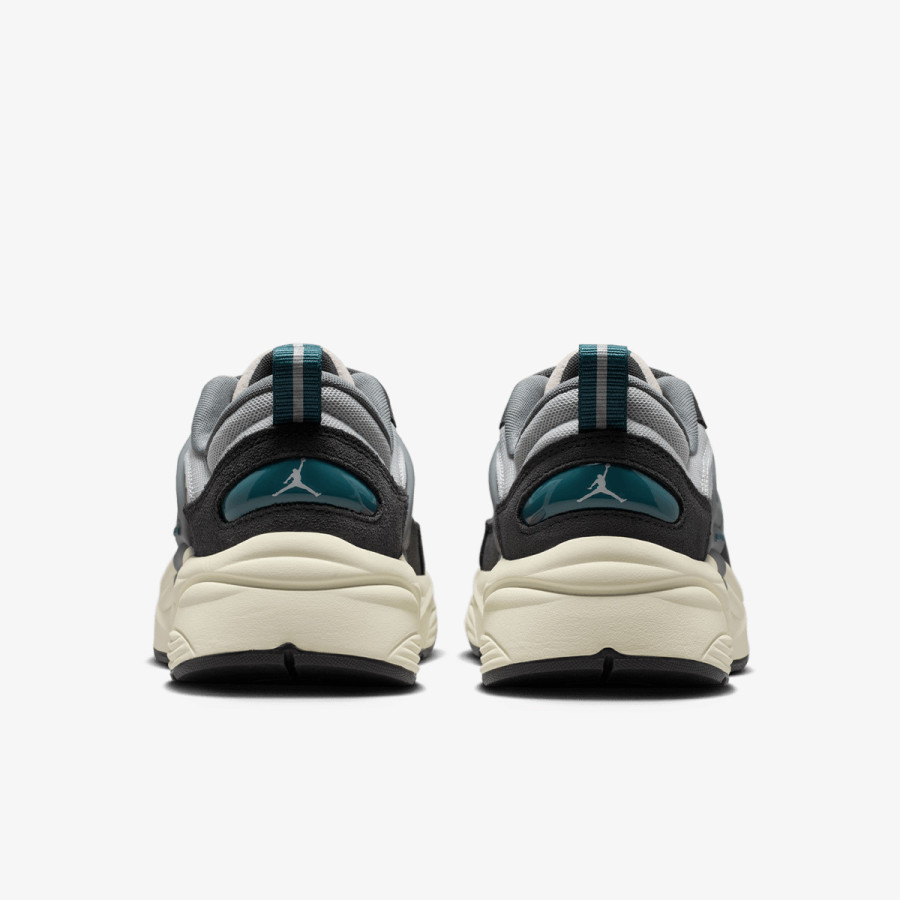 NIKE Patike JORDAN TRUNNER O/S 