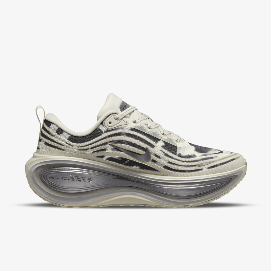 NIKE Patike W NIKE VOMERO PLUS SE 