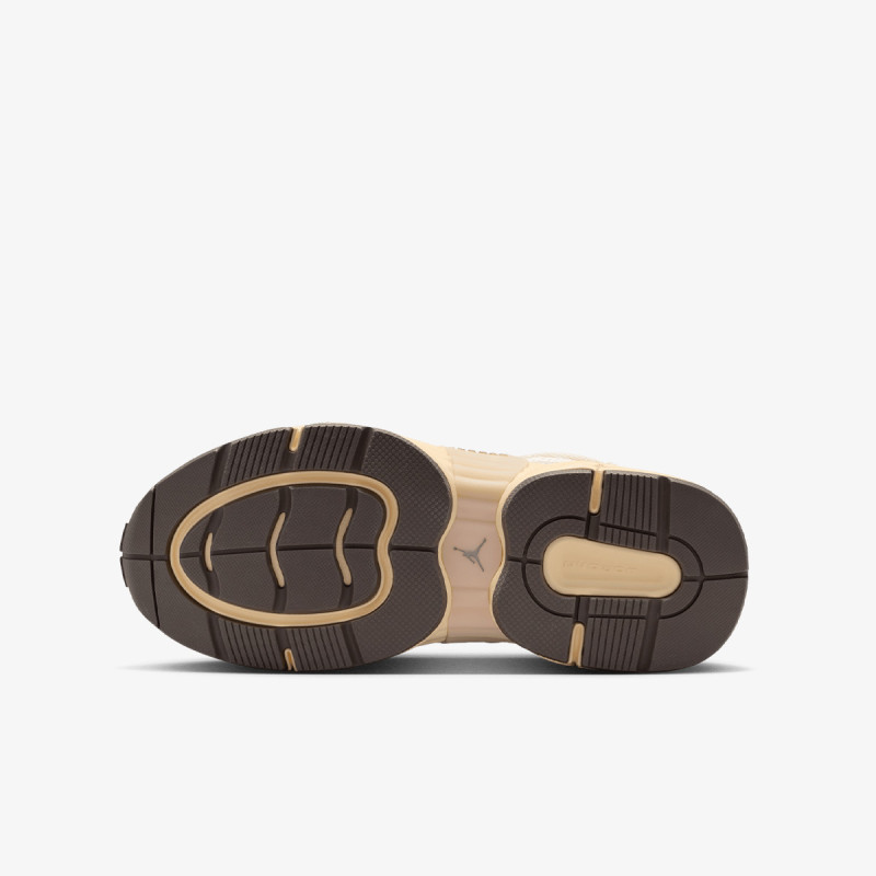 NIKE Patike Jordan Trunner 