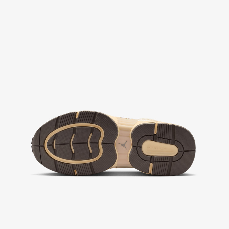 NIKE Patike Jordan Trunner 