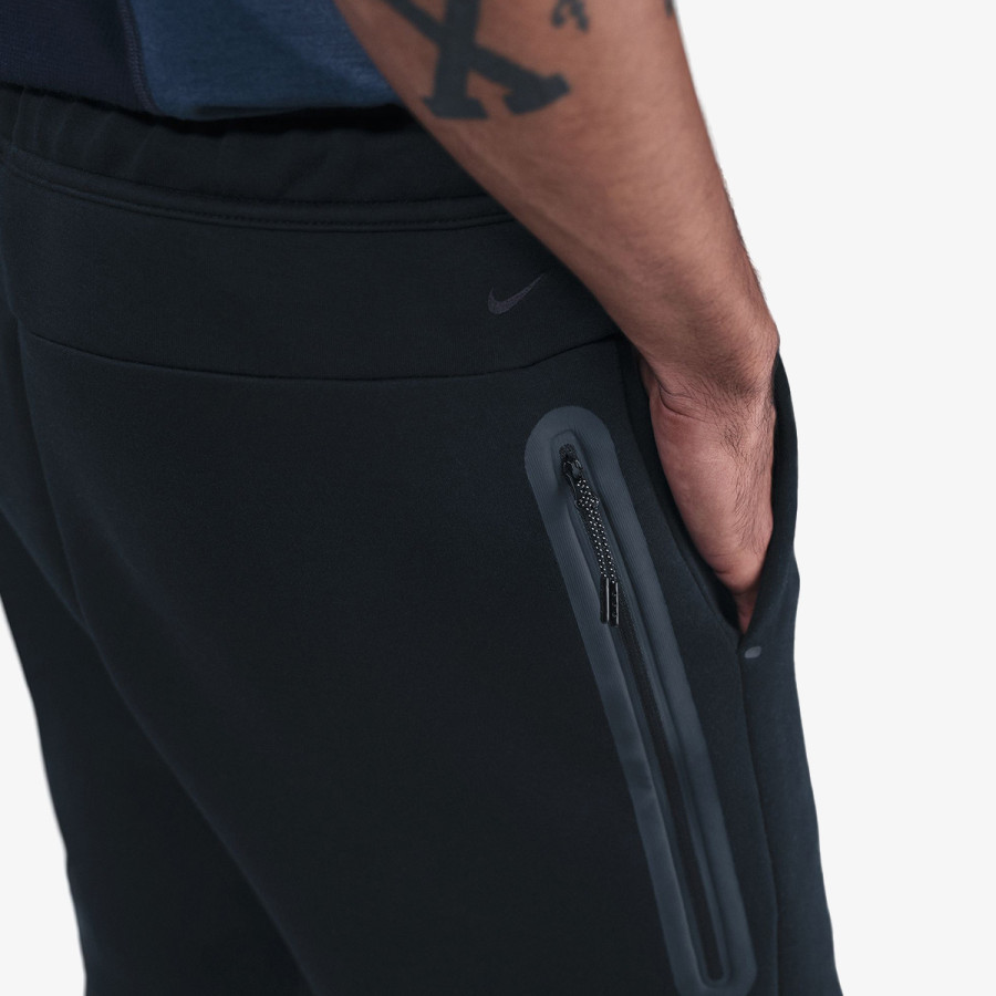 NIKE Šorc M NK TECH FLC SHORT 
