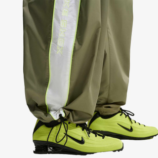 NIKE Pantalone W NSW WVN PANT SHOX 