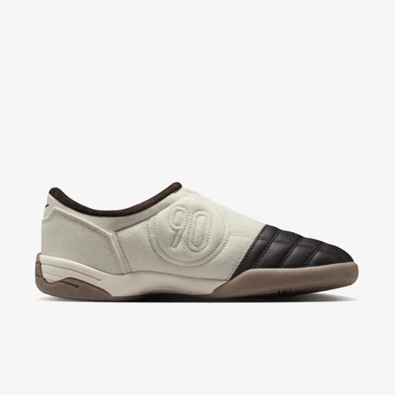 NIKE Patike Total 90 
