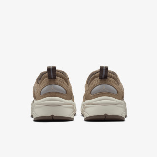 NIKE Patike WMNS JORDAN TRUNNER O/S 