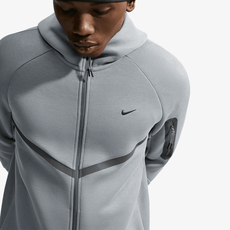 NIKE Dukserica Tech Fleece 