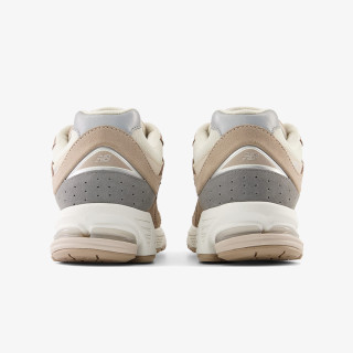 NEW BALANCE Patike 2002 