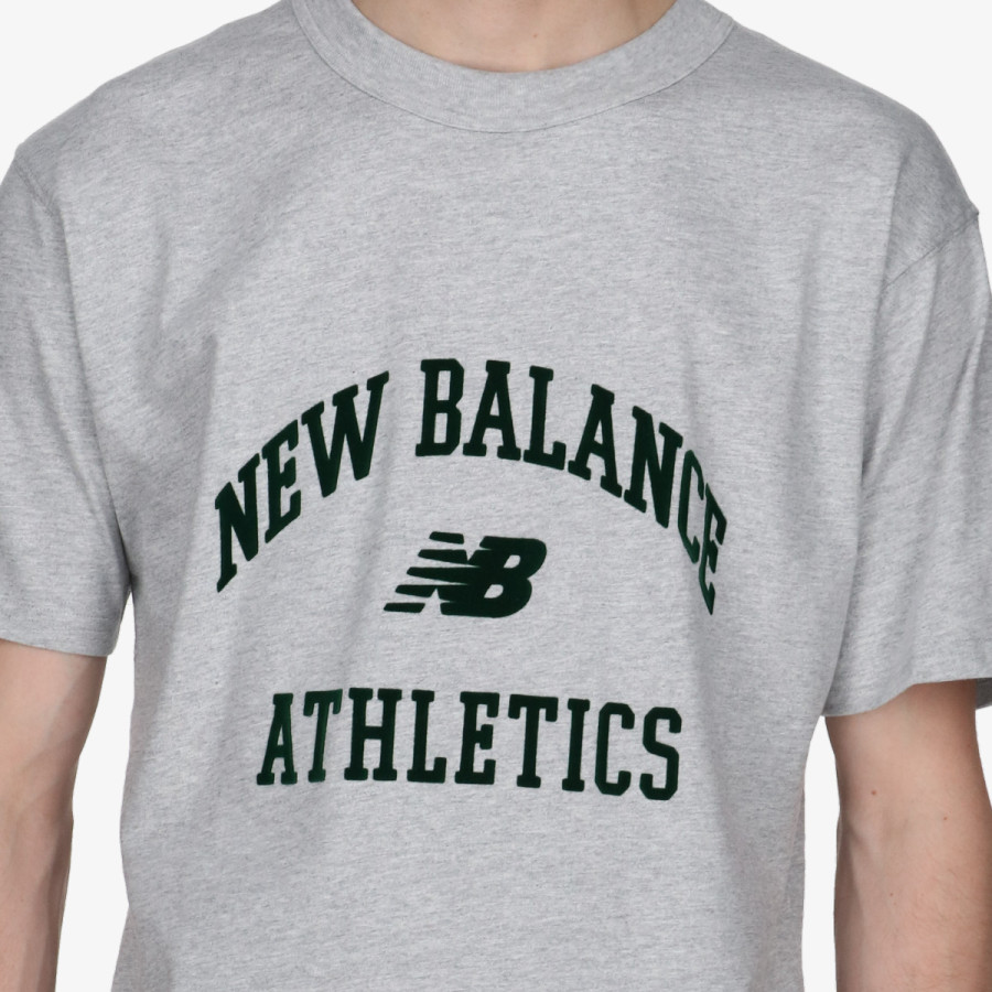 NEW BALANCE Majica Athletics Varsity Graphic 